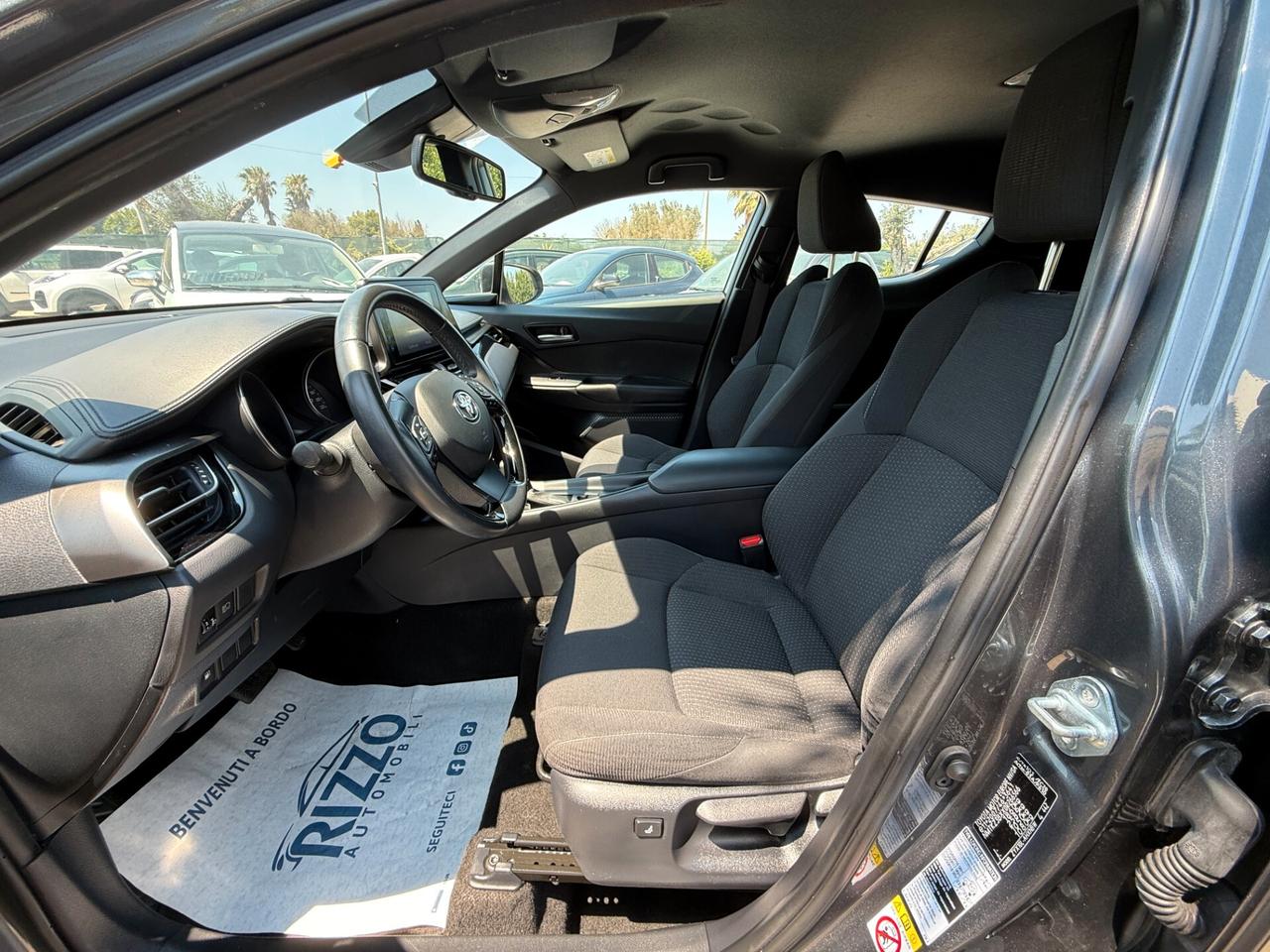 TOYOTA C-HR 1.8 Hybrid E-CVT 122CV NAVI LED