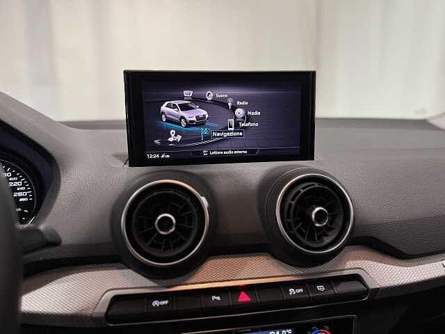 Audi Q2 35 TFSI Business