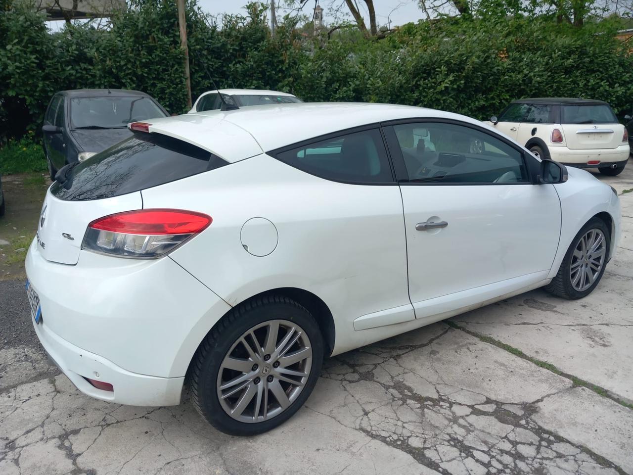 Renault Megane Mégane Coupé 1.6 dCi 130CV Start&Stop GT Line