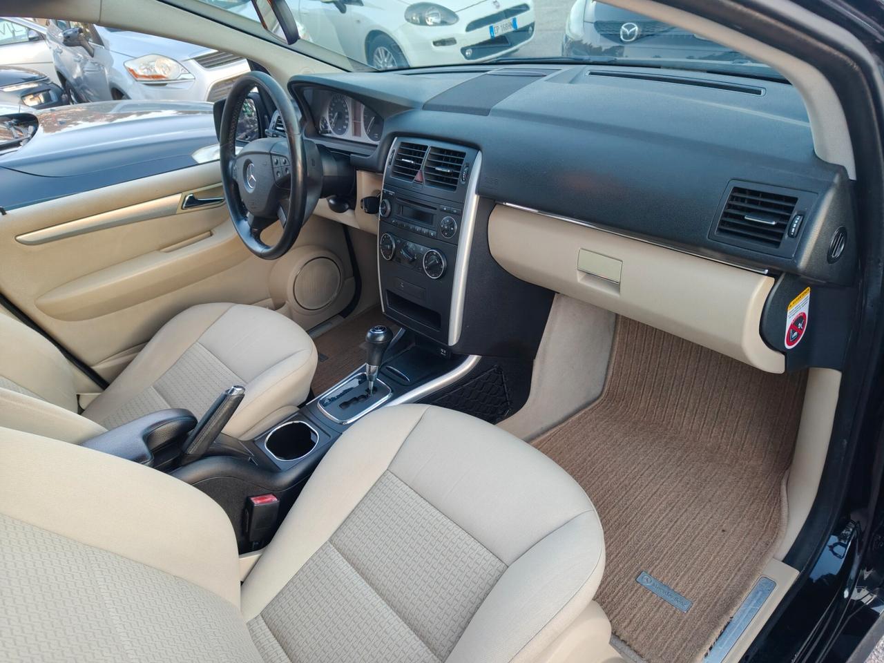 Mercedes-benz B 200 CDI Executive automatica