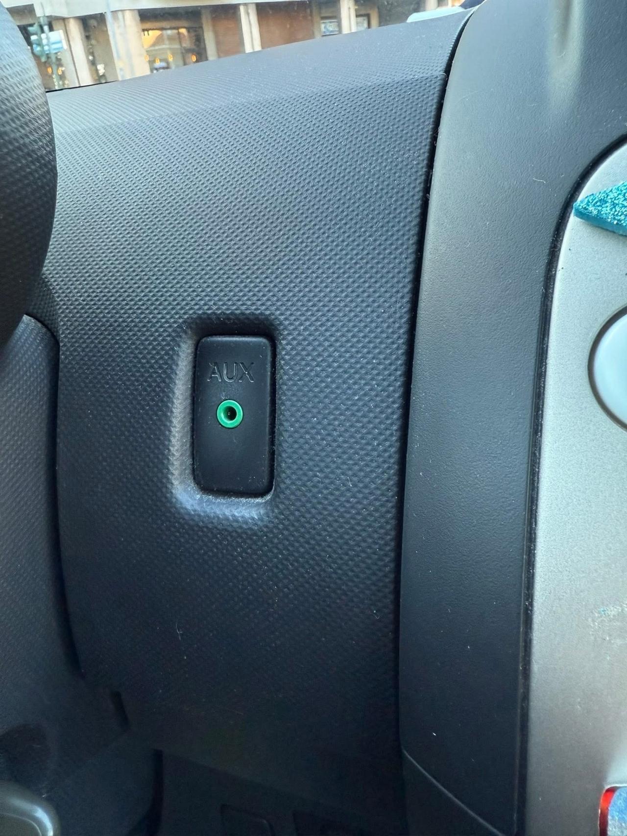 Subaru Justy 1.0 12V URGP Bi-Fuel