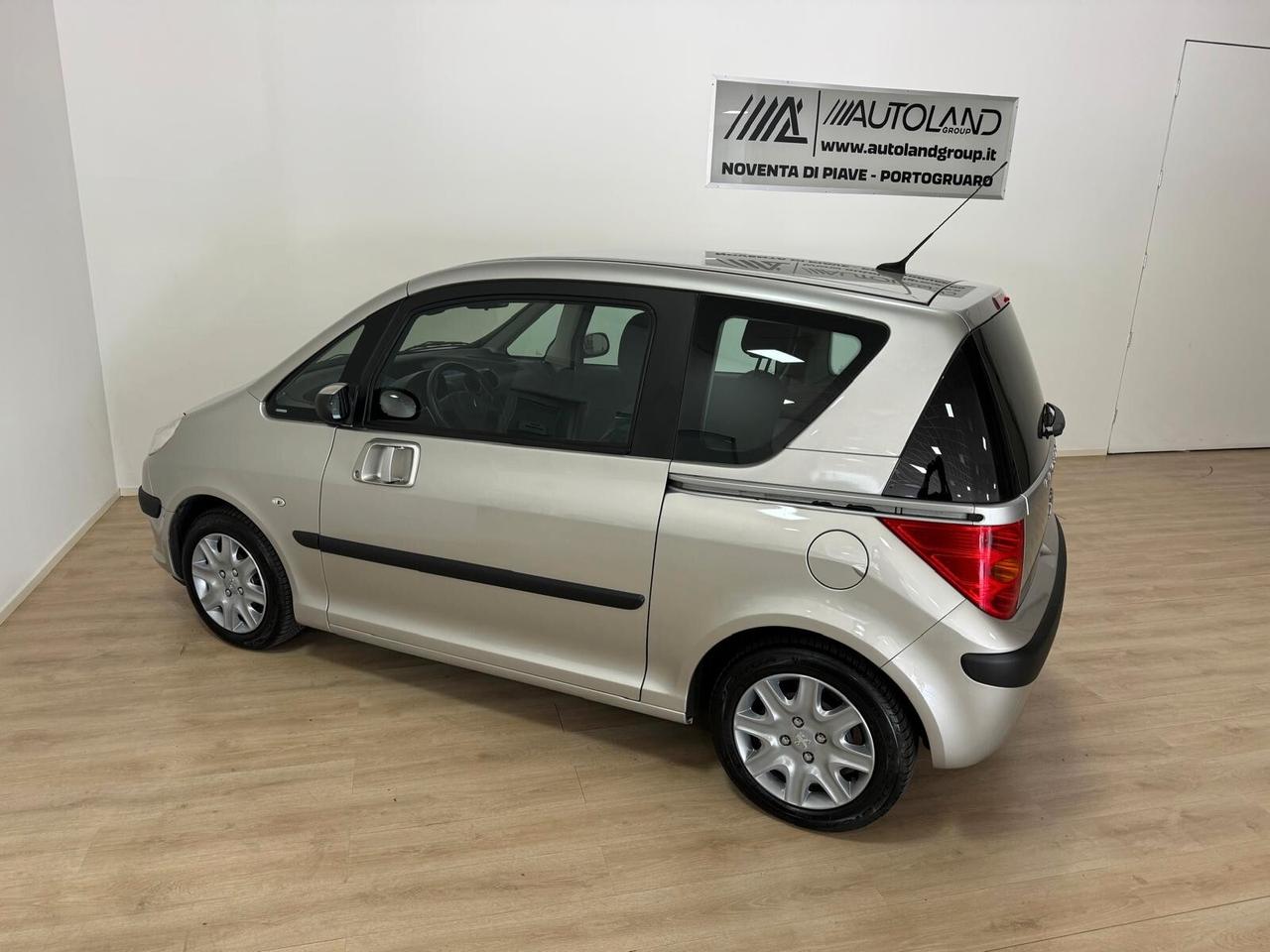 Peugeot 1007 1.4 Sporty 2Tronic