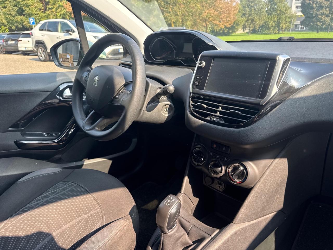 Peugeot 208 PureTech 82 5 porte Access