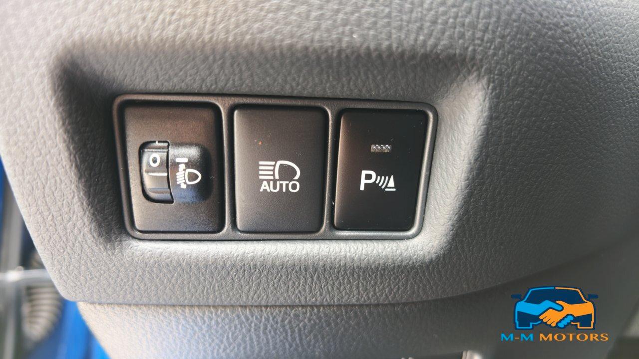 Toyota C-HR 5 Porte C-HR 1.8h Active 2wd e-cvt