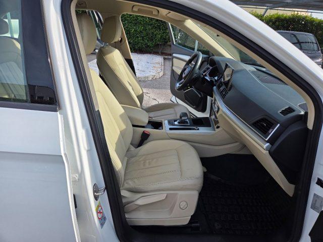 AUDI Q5 50 TFSI e quattro S tronic Business