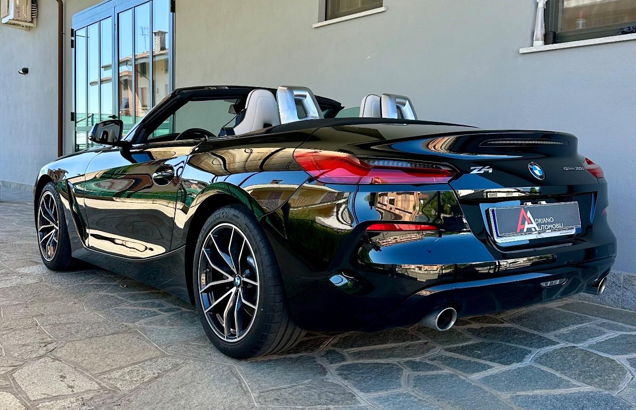 BMW Z4 sdrive 20i auto