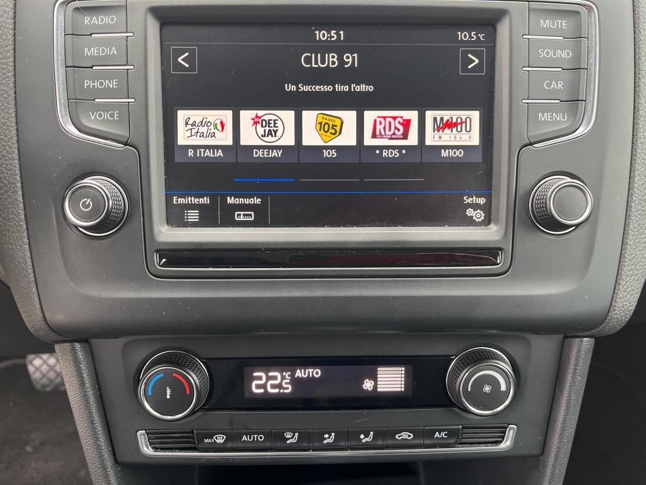 Volkswagen Polo 5P-1.4 tdi DSG-full-2017