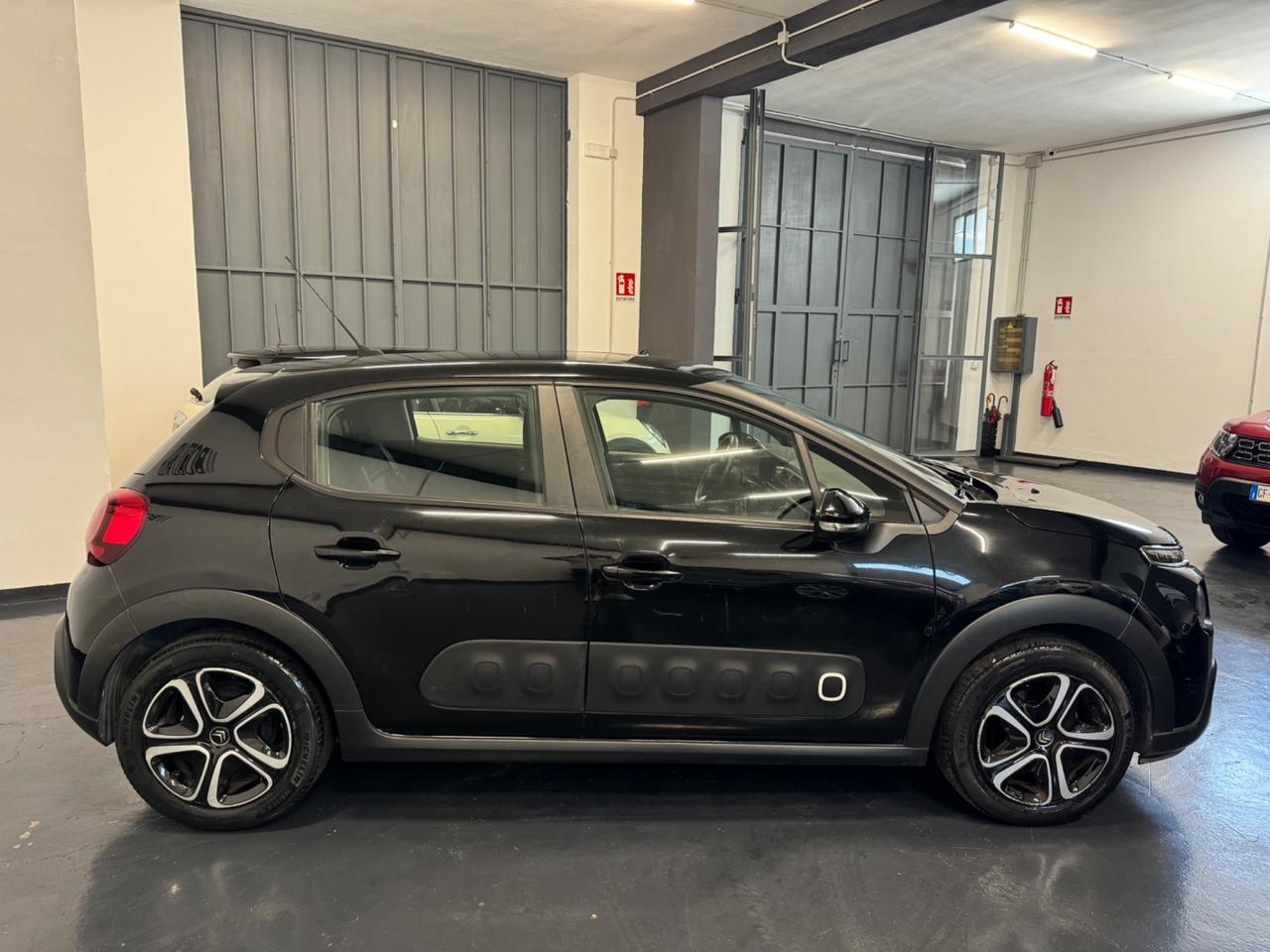 Citroen C3 PureTech 82 GPL Shine AFFARE!