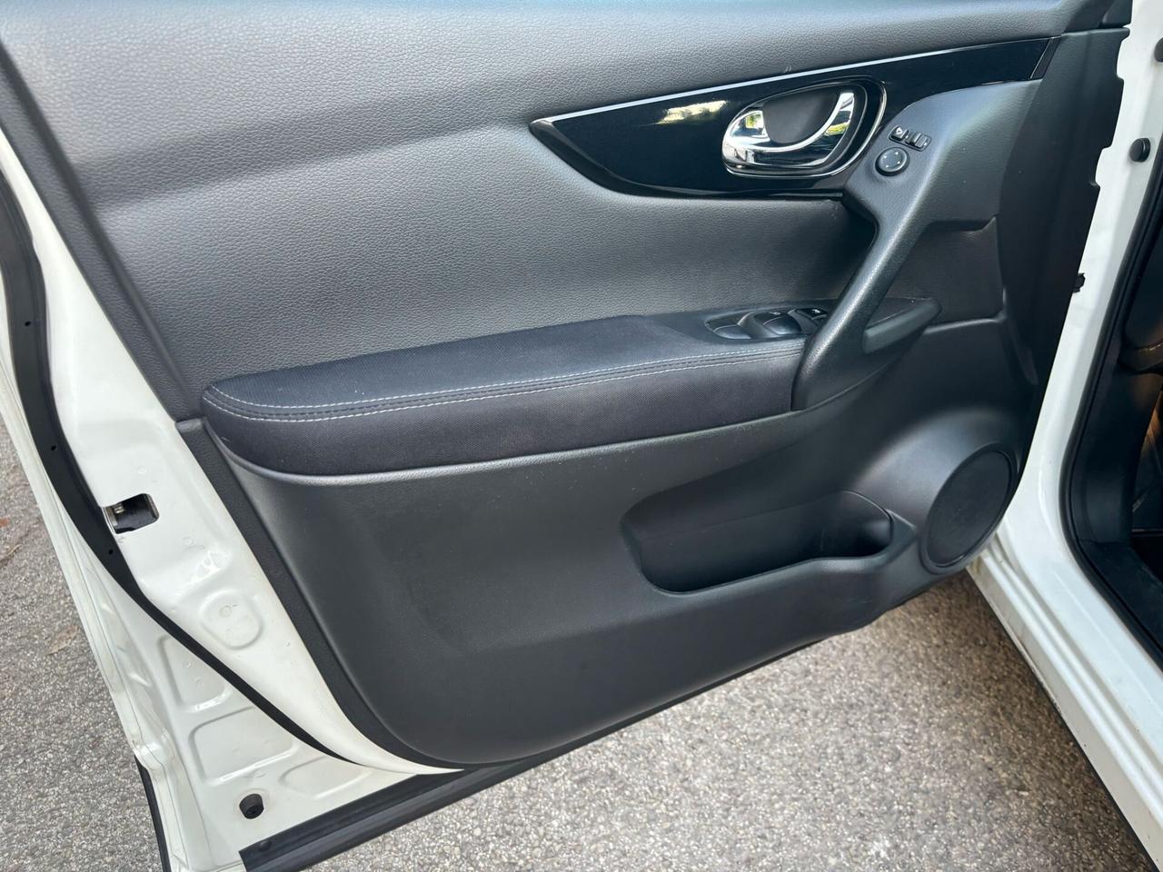 Nissan Qashqai 1.5 dCi Tekna OK Neopatentati