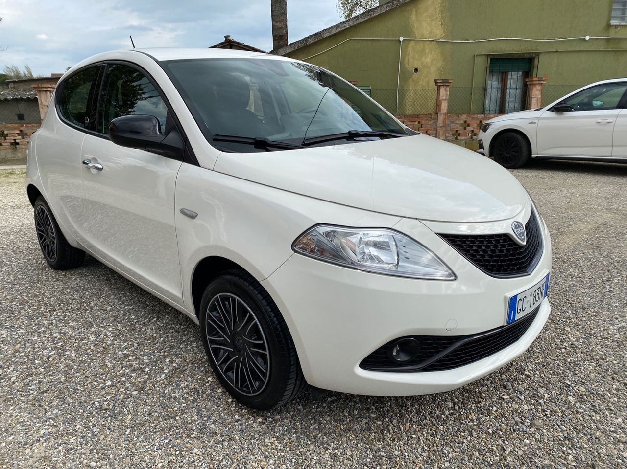 Lancia Ypsilon 1.2 69 CV 5 porte GPL Ecochic Gold