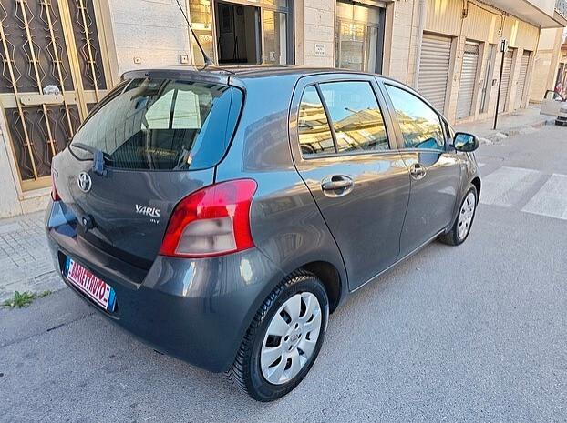 TOYOTA Yaris 1.4 D-4D 5 porte