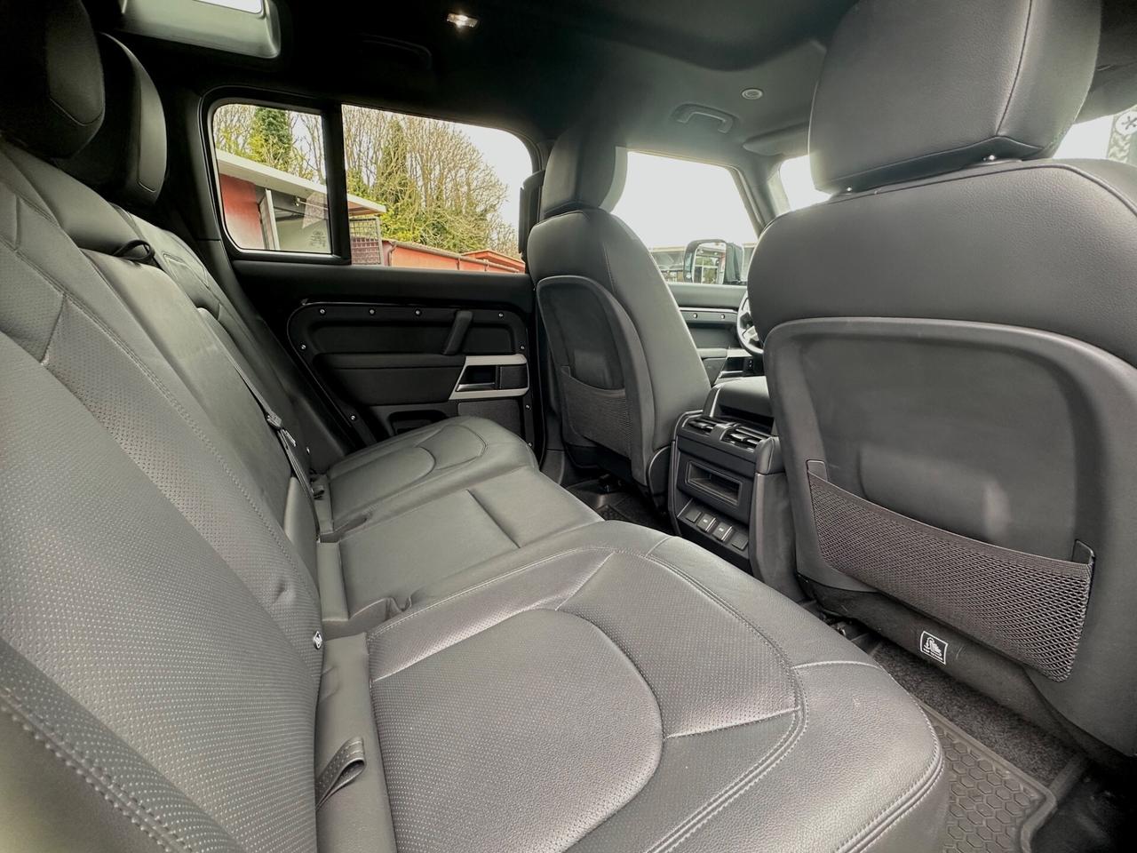 Land Rover Defender 110 3.0D I6 200 CV AWD Auto X-Dynamic SE Sospensioni Balck Edition Permute Rate Garantita