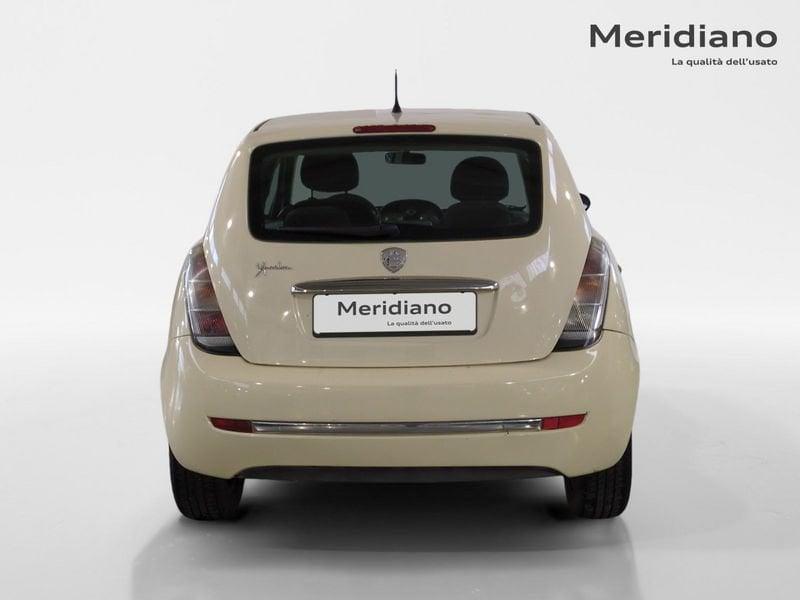 Lancia Ypsilon 1.2 69 cv Silver