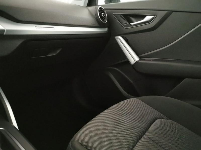 Audi Q2 30 1.6 tdi Business Design s-tronic