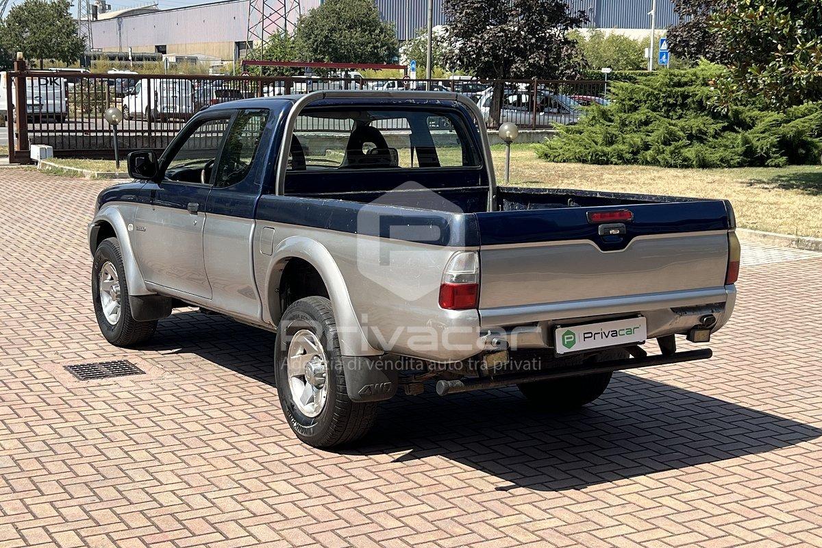MITSUBISHI L200 2.5 TDI 4WD Club Cab Pup. GLS Targ.