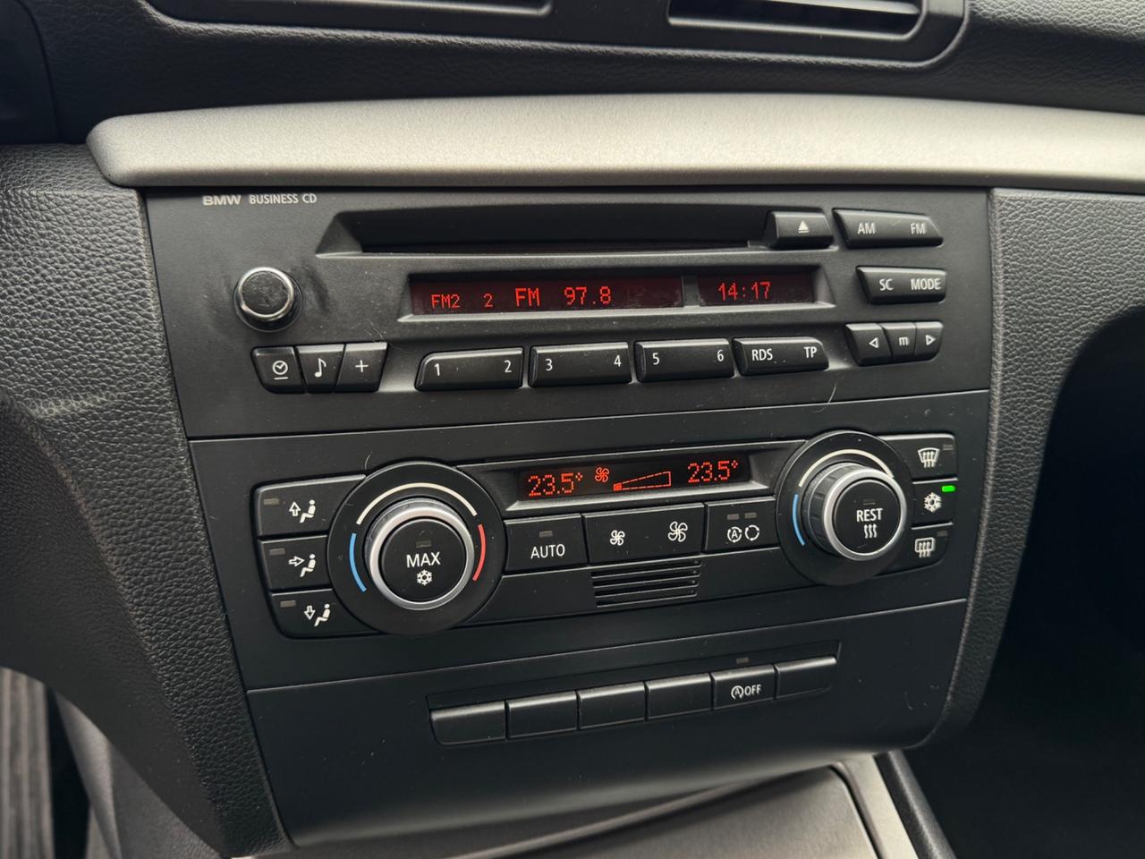 Bmw 118d 5P. Futura 143cv Euro 5