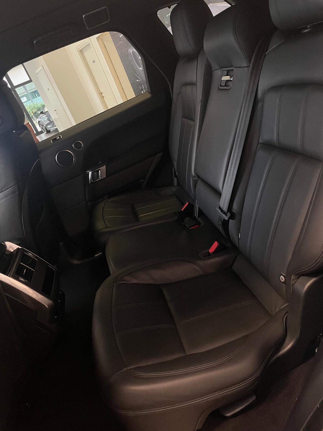 Land Rover Range Rover Sport 3.0D l6 249 CV HSE Dynamic Stealth
