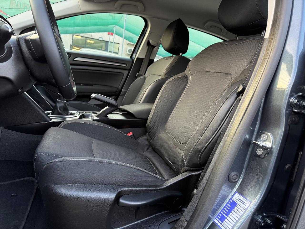 Renault Megane My22 Berlina 1.5 115 CV