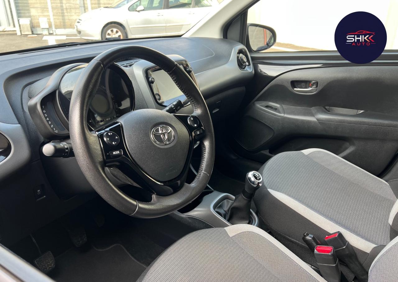Toyota Aygo Connect 1.0 VVT-i 72 CV 5 porte x-clusiv MMT