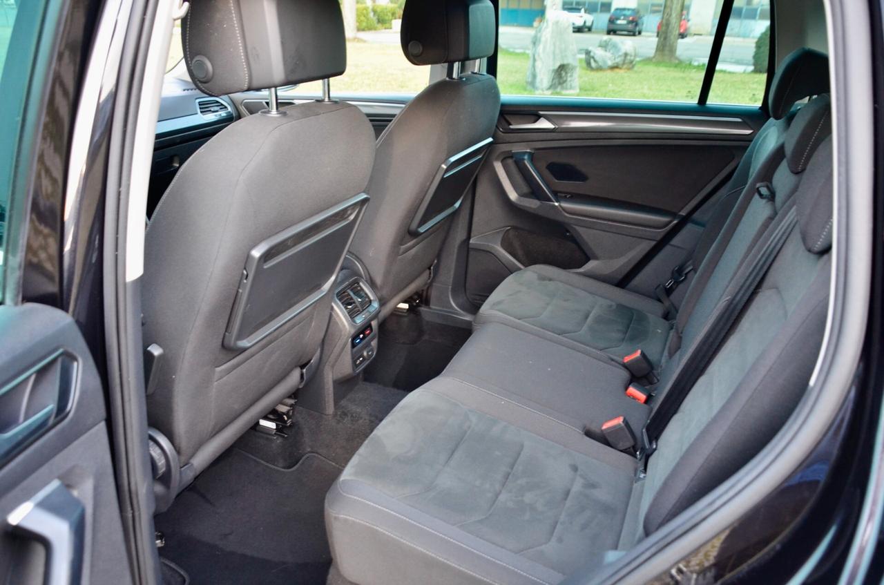 VOLKSWAGEN TIGUAN 2.0 TDI EXECUTIVE 150cv DSG, UNICOPROPRIETARIO, SERVICE VW, NAVI, RETROCAMERA, APPLE ANDROID, 18", PERMUTE