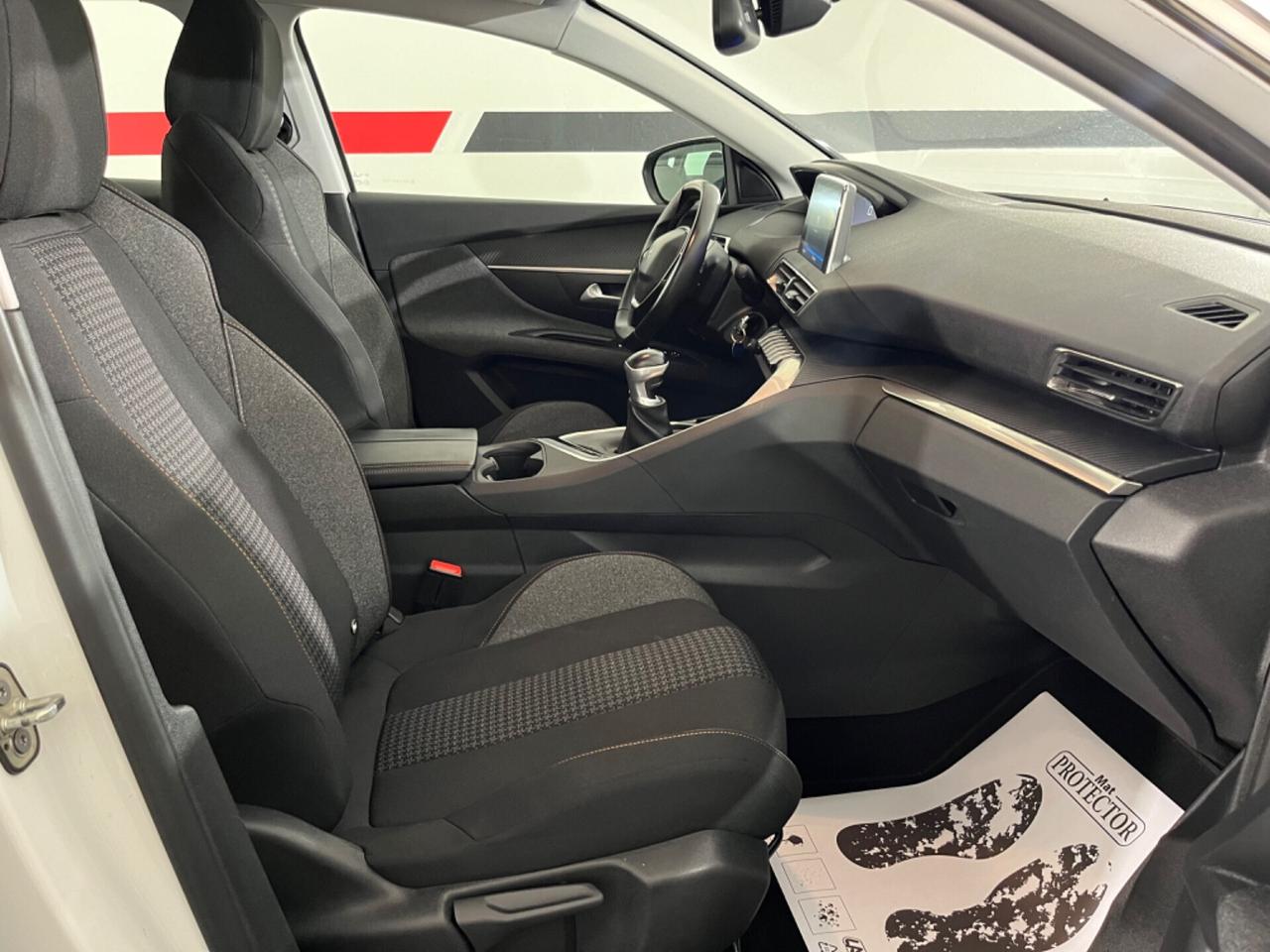 Peugeot 3008 BlueHDi 120 S&S Allure