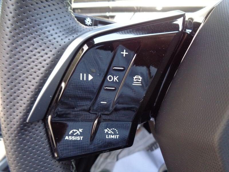 Peugeot 3008 3008 1.2 hybrid 48V Allure Pack 136cv e-dcs6