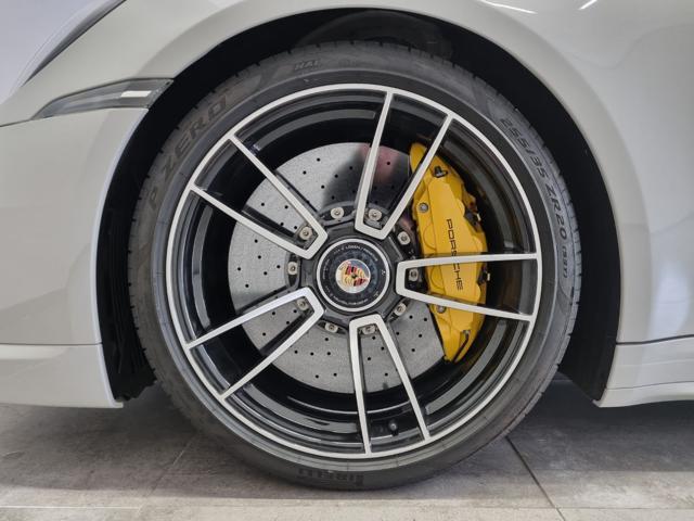 PORSCHE 911 Turbo S Cabriolet 650 cv