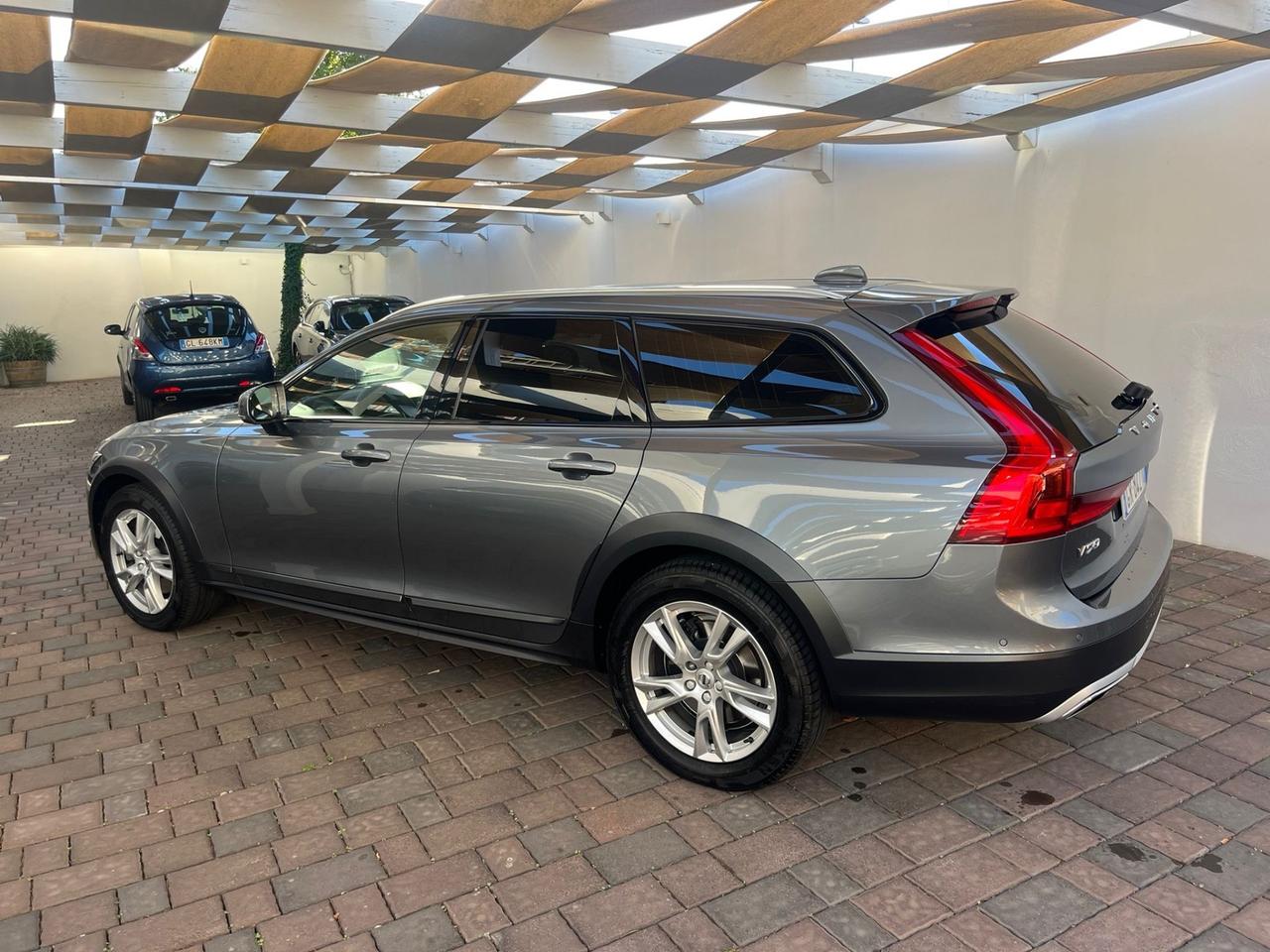 Volvo V90 Cross Country D4 AWD Geartronic Pro