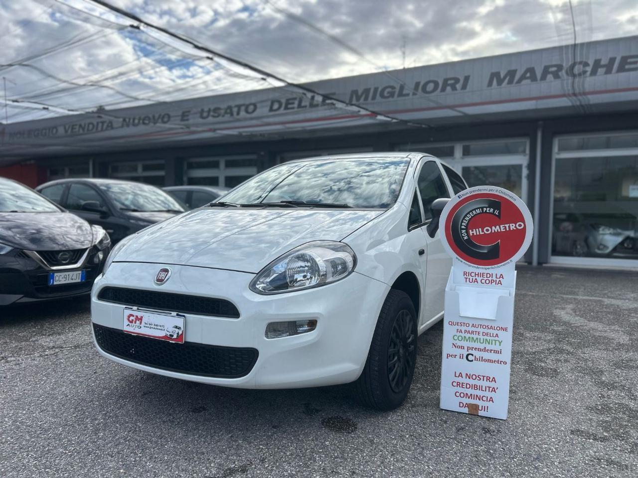 FIAT Punto 1.4 8V 5 porte Natural Power Street