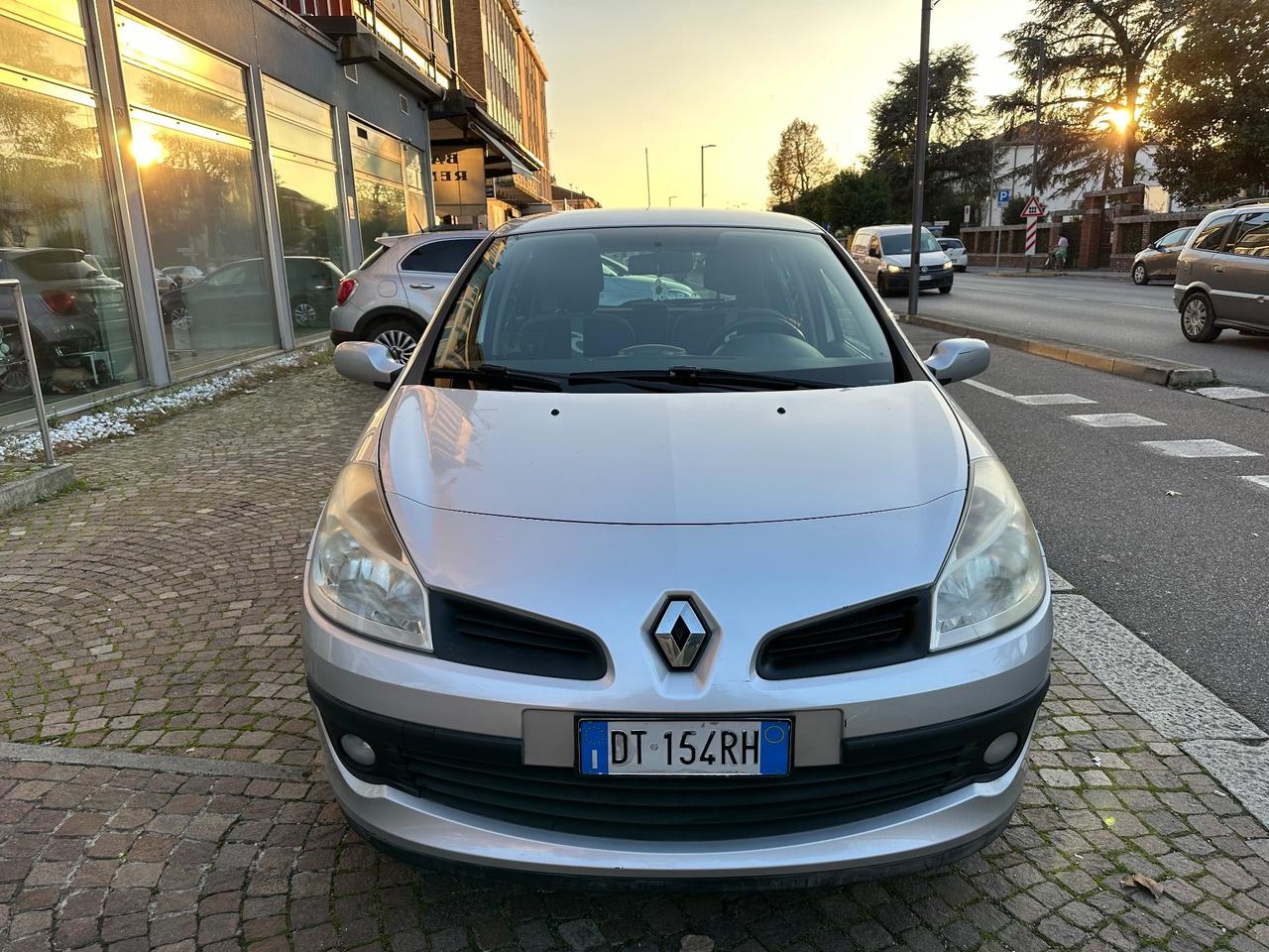 Renault Clio 1.2 16V 5 porte Rip Curl