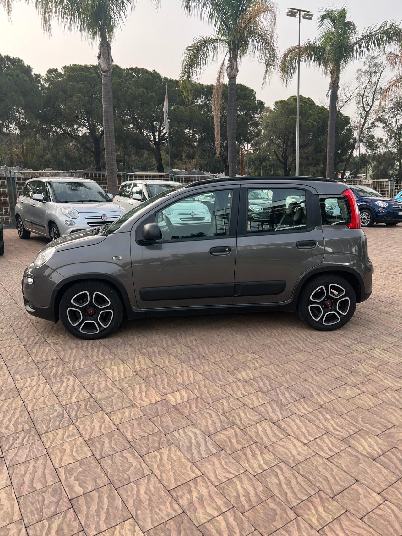 Fiat Panda 1.0 FireFly S&S Hybrid City Cross