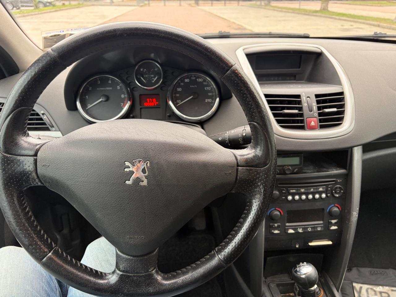 Peugeot 207 1.4 88CV 3p. XS