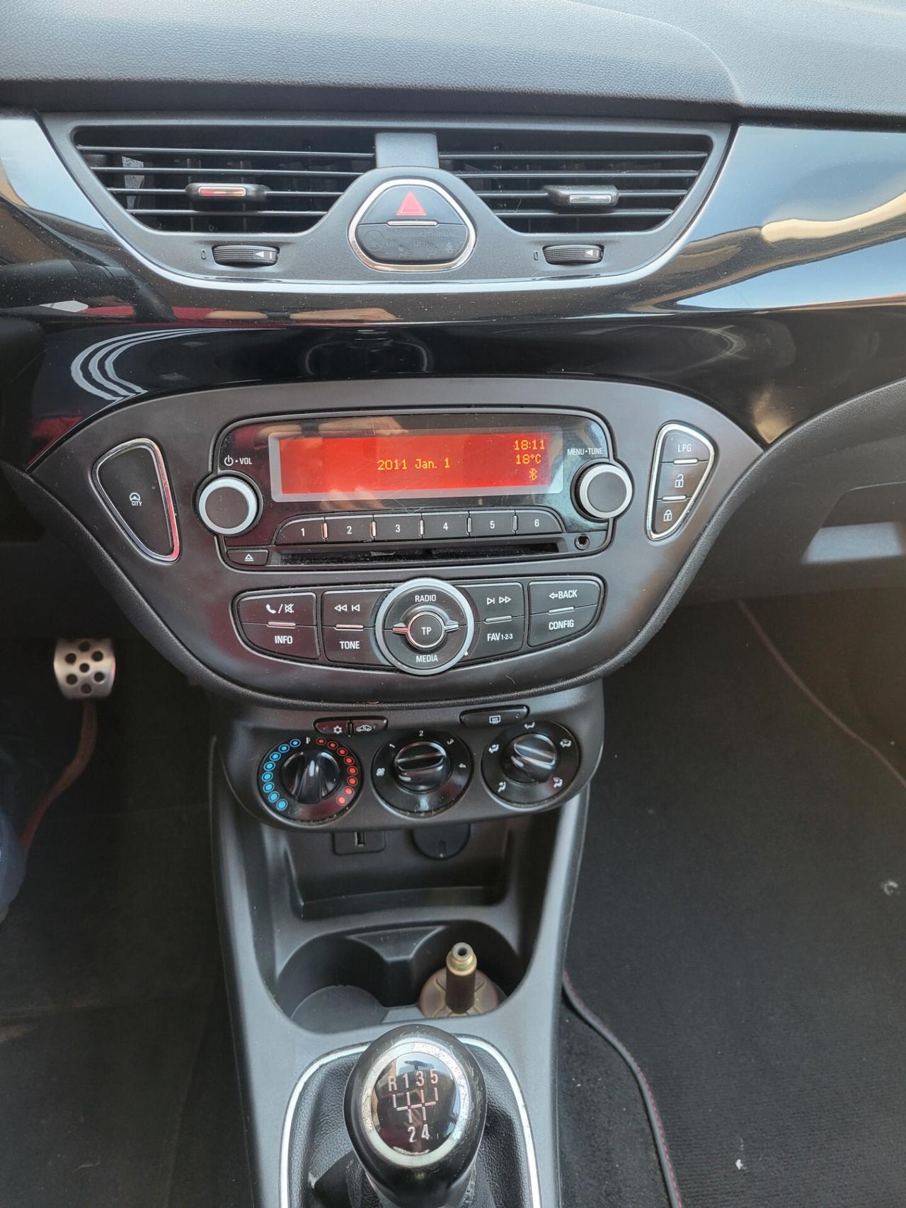 Opel Corsa 1.4 GPL Prezzo Reale