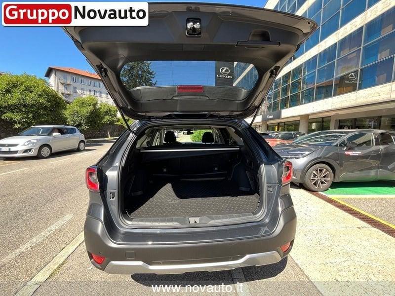 Subaru Outback Outback 2.5i Lineartronic Style
