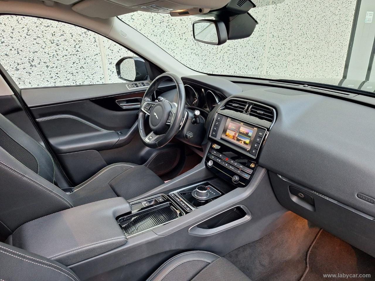JAGUAR F-Pace 2.0 D 180 CV AWD aut. R-Sport TETTO