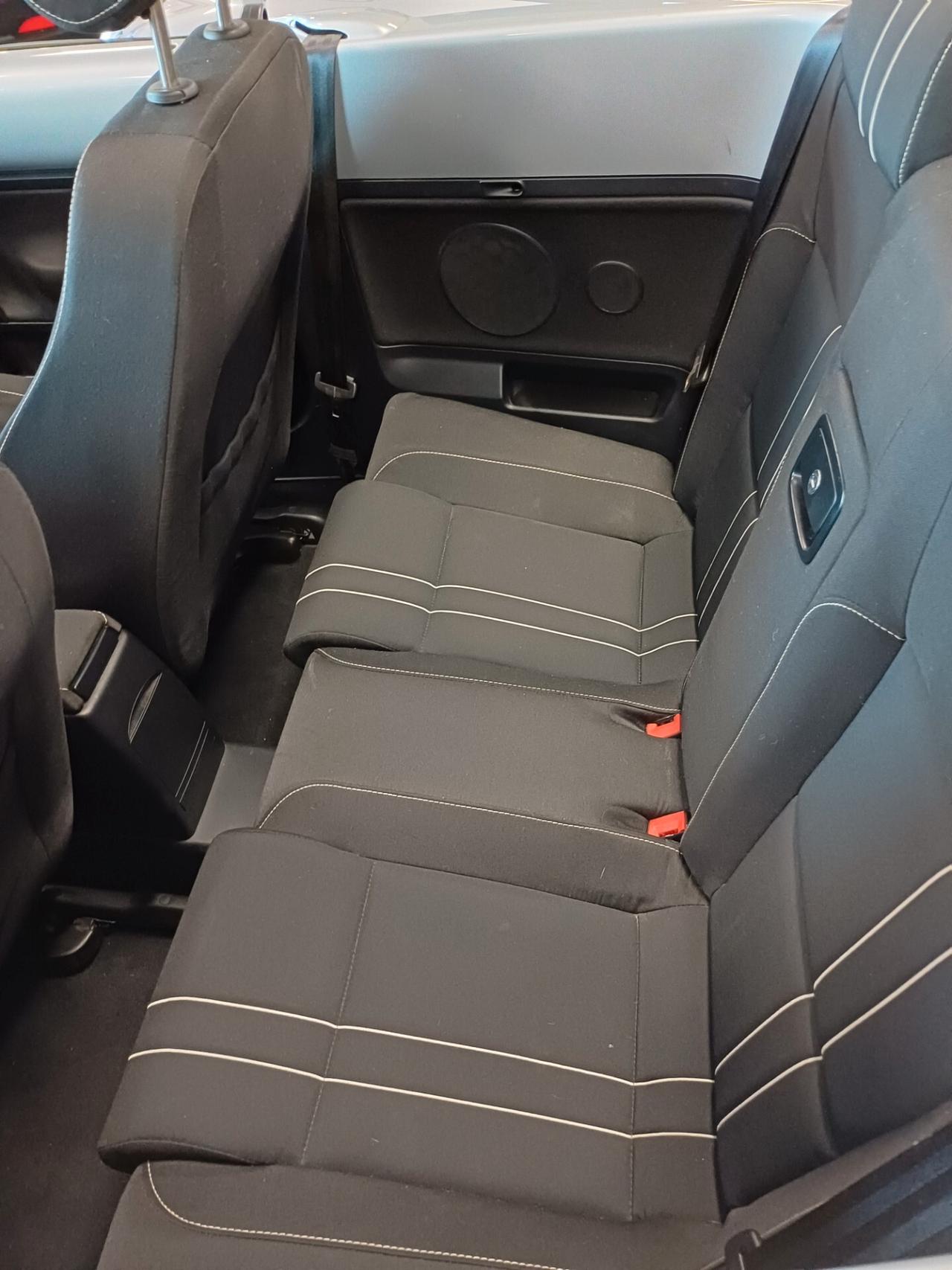 Volkswagen New Beetle 1.6 Cabrio NEOPATENTATI
