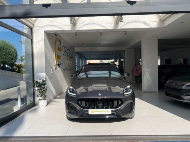 MASERATI Grecale MHEV 330 CV AWD Modena tetto da?529,00 mensili