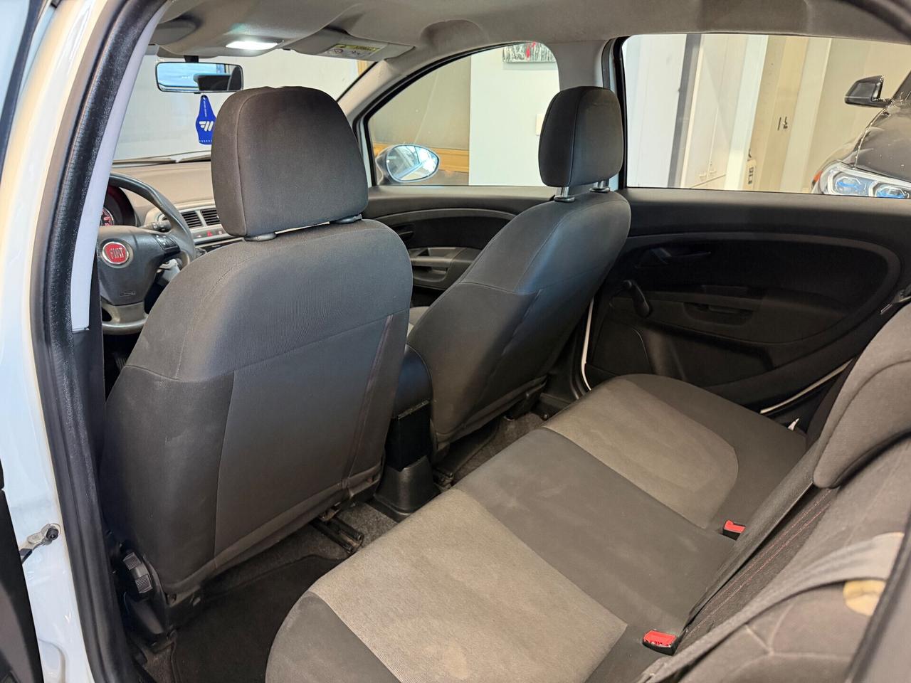 Fiat Punto 1.3 MJT II 75 CV 5 porte Street ok neopatentati