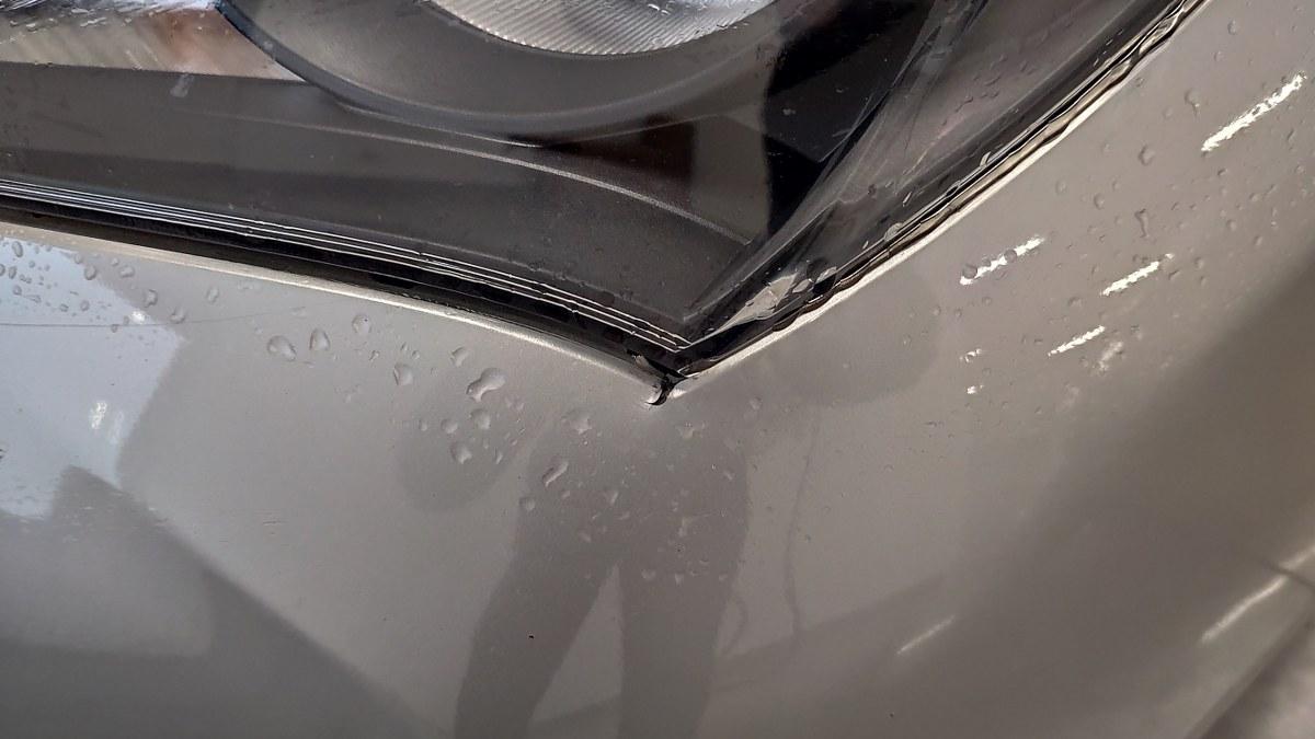 TOYOTA Yaris SOLO PER COMMERCIANTI AUTO SENZA GARANZIA