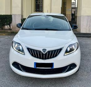 Lancia Ypsilon 1.0 5 porte Acc.Permute