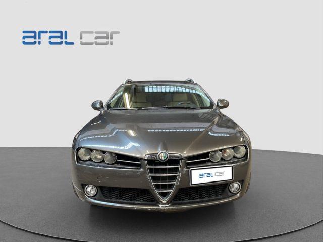 ALFA ROMEO 159 1.9 JTS 16V Sportwagon Distinctive