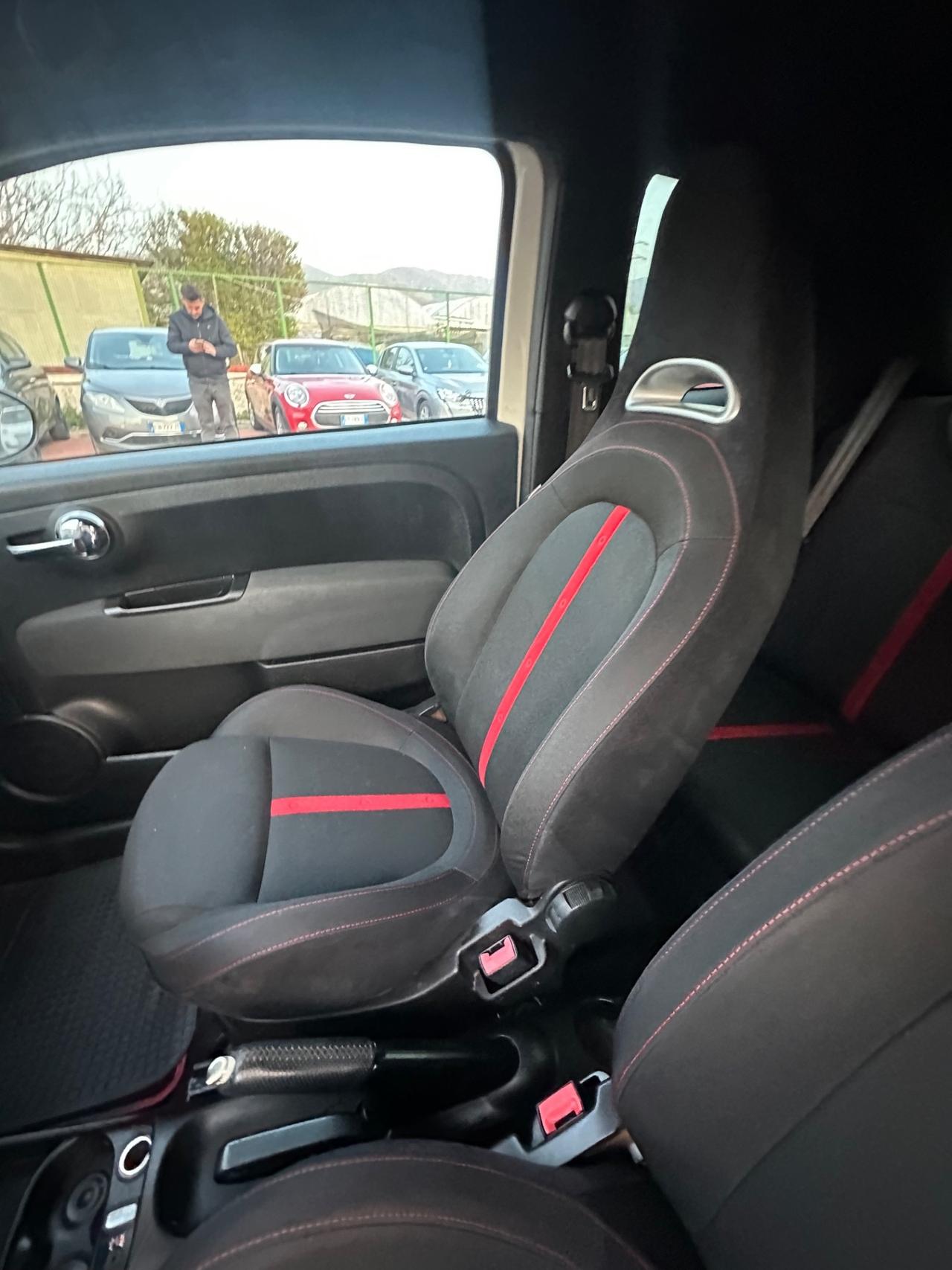 Abarth 500 C 1.4 Turbo T-Jet Custom