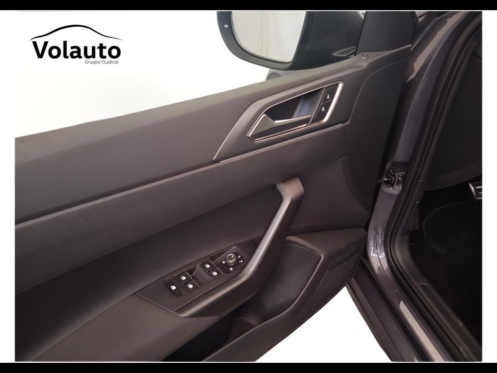 VOLKSWAGEN Taigo - Taigo 1.5 tsi R-Line 150cv dsg