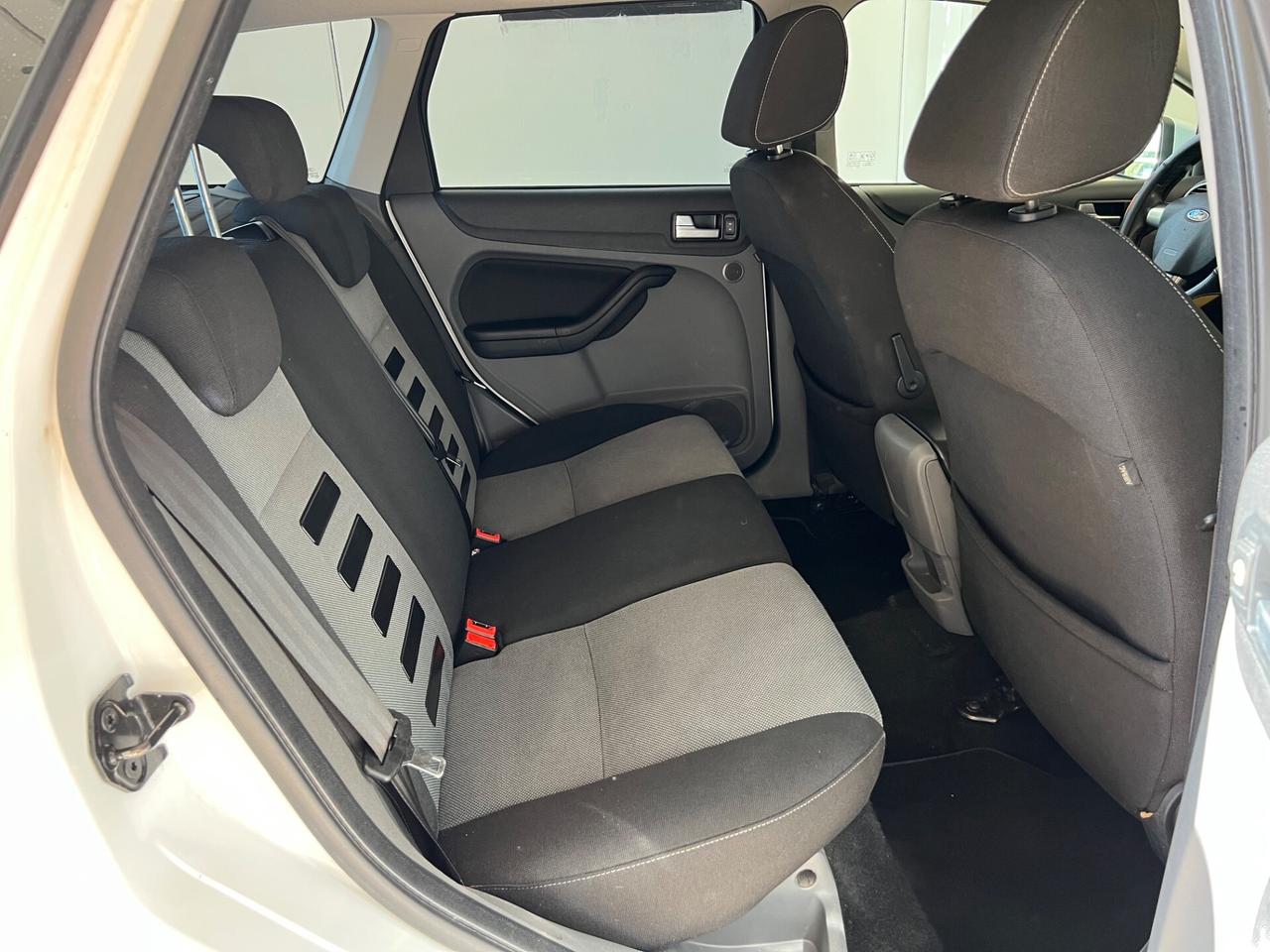 Ford Focus 1.6 TDCi (110CV) SW Tit. DPF