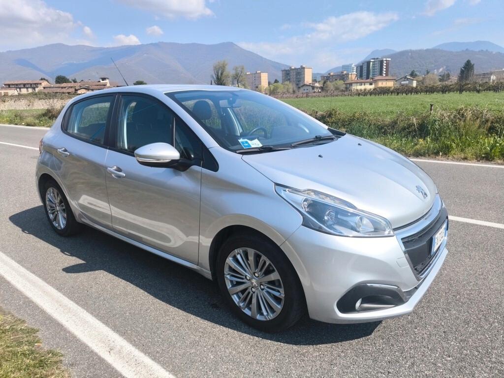 PEUGEOT 208 1,2 BENZ- KM 70000-UNIPROPRIETARIO-EURO 6