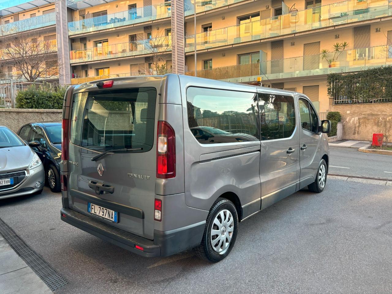 Renault Trafic T29 1.6 dCi 125CV S&S PL-TN Intens Heavy