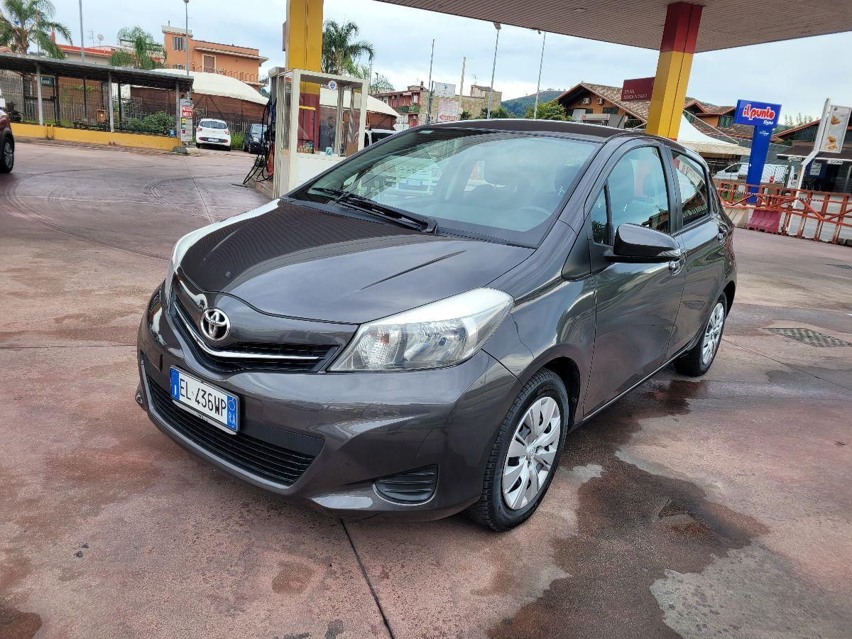 TOYOTA - Yaris - 1.0 3 porte Lounge