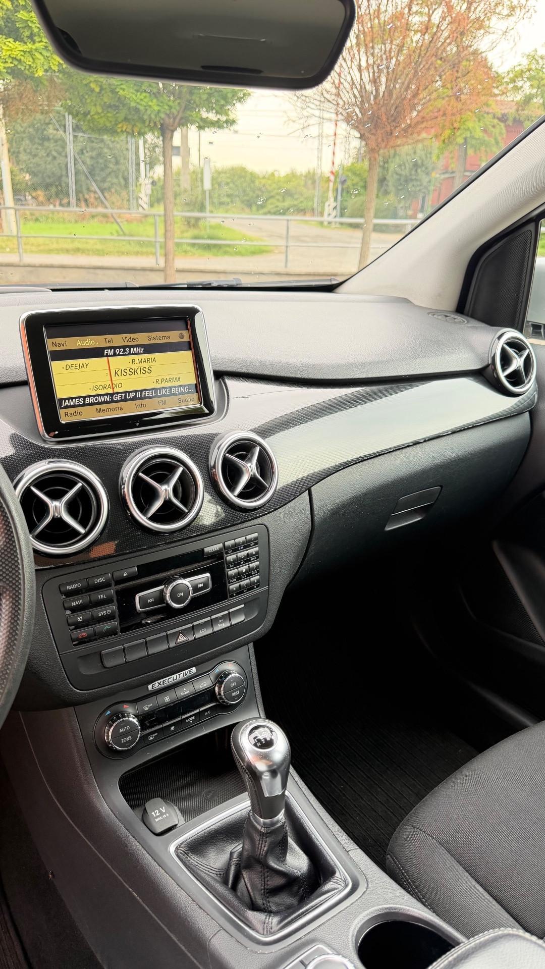 Mercedes-benz B 180 CDI BlueEFFICIENCY Executive