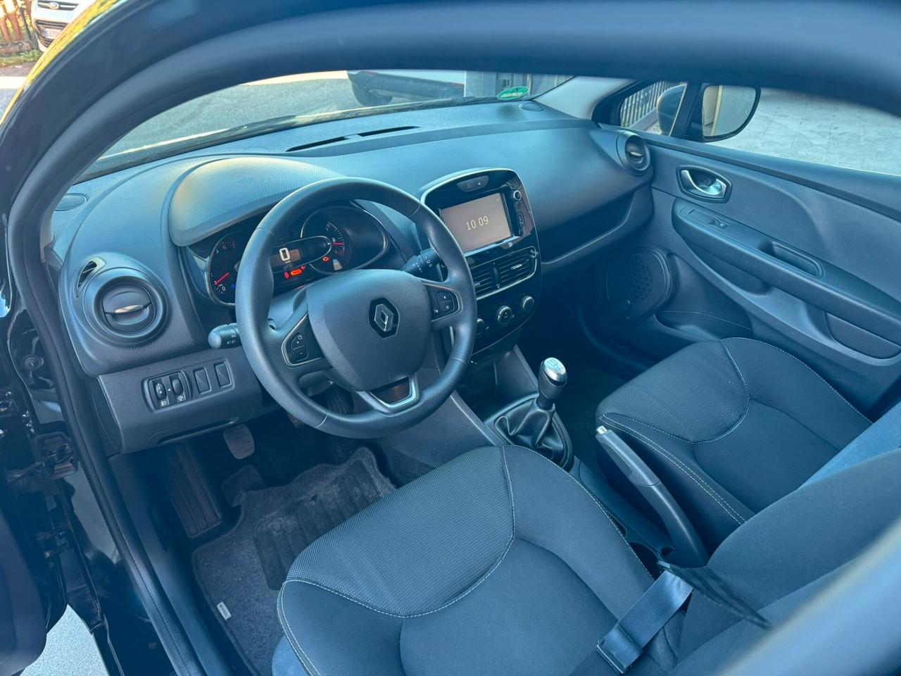 Renault Clio 1.2 75CV 5 porte Life