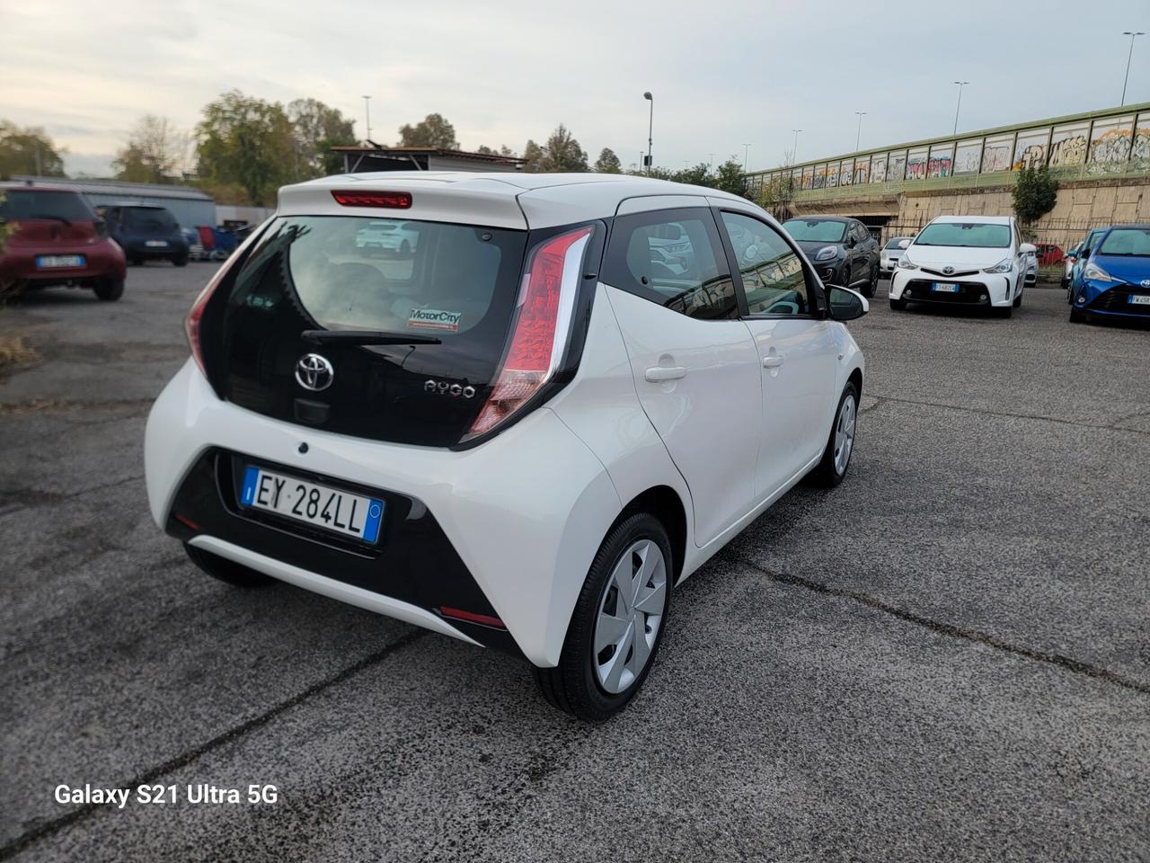 Toyota Aygo 1.0 VVT-i 69 CV 5 P. SOLO 65 MILAKM !
